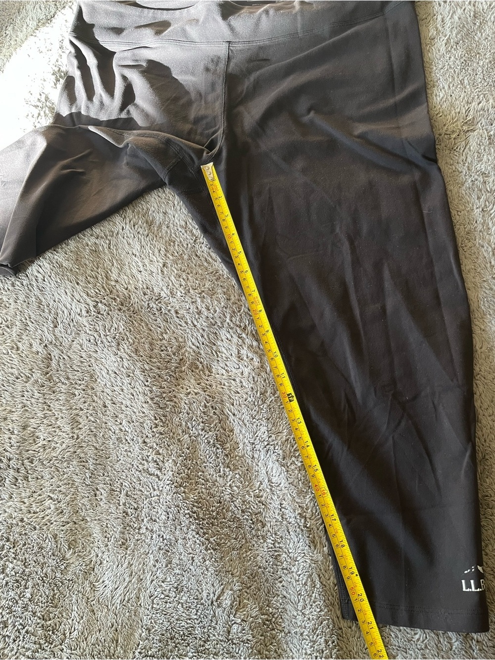 L.L. Bean Black Women's Capri Leggings with Wide Waistband - Picture 5 of 5